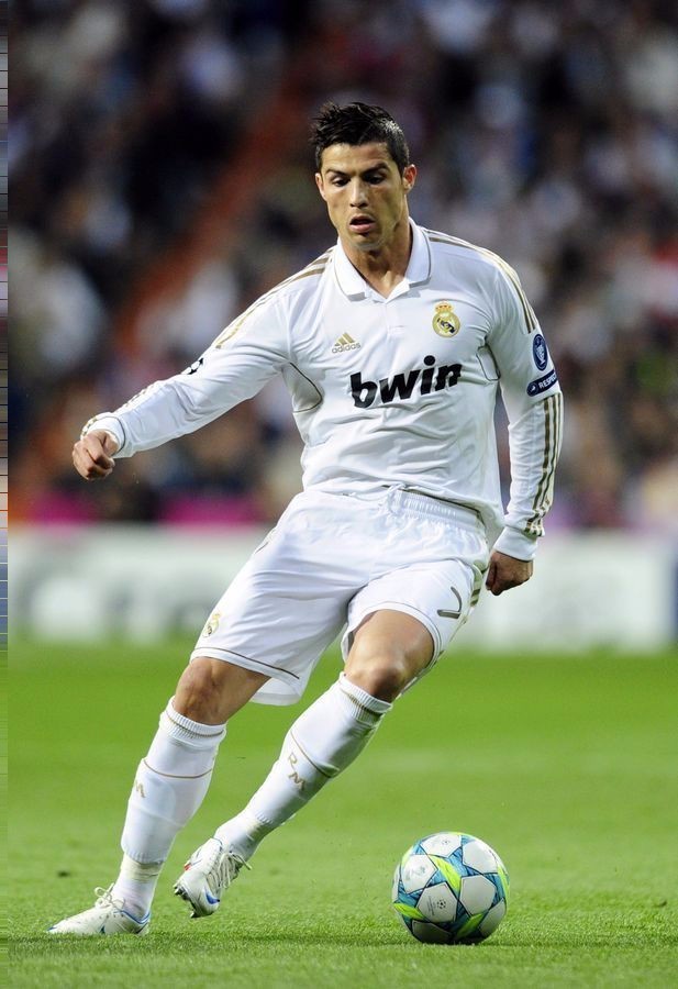 为何换下伊尔迪兹？斯帕莱蒂：奥蓬达身价可是有四、五千万欧（斯帕莱蒂解释换下伊尔迪兹：奥蓬达身价达四五千万欧）