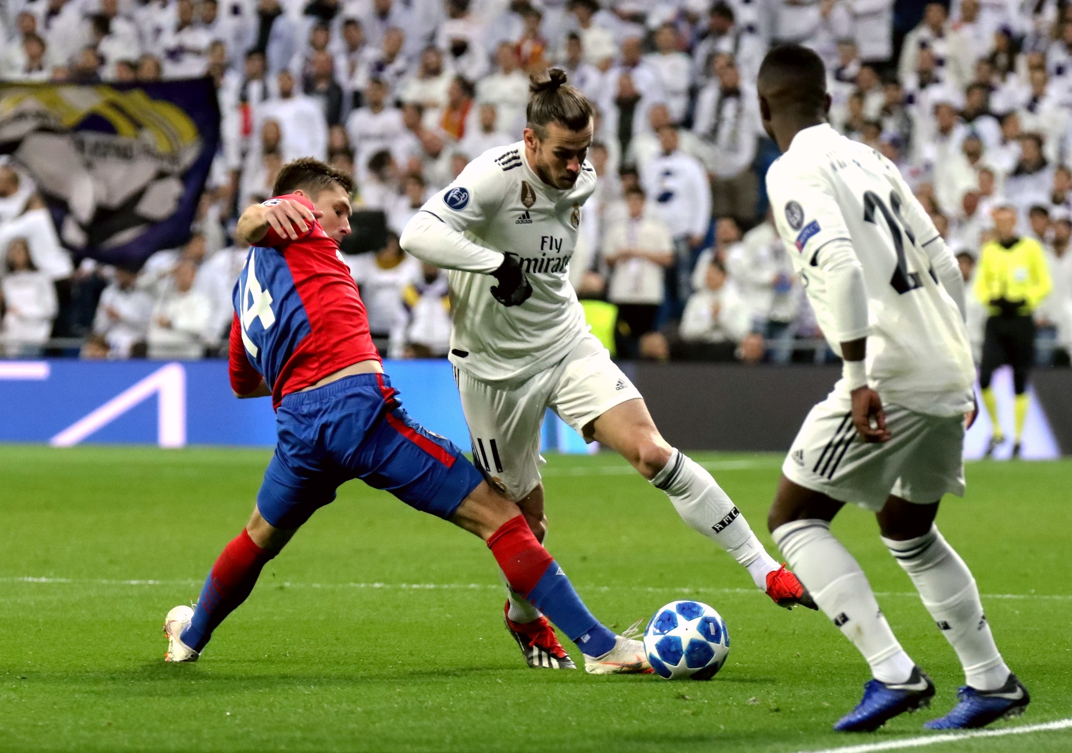 莫雷托：尤文只有可能在夏窗追托纳利；冬窗或夏窗肯定买中卫（莫雷托：尤文追托纳利仅限夏窗，冬夏转会窗必引进中卫）