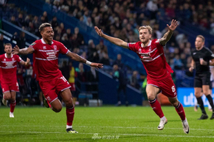 和我视频里说的一样，西班牙本地球迷果然对阿隆索更加包容（正如我在视频里提到的，西班牙本土球迷对阿隆索确实更宽容）