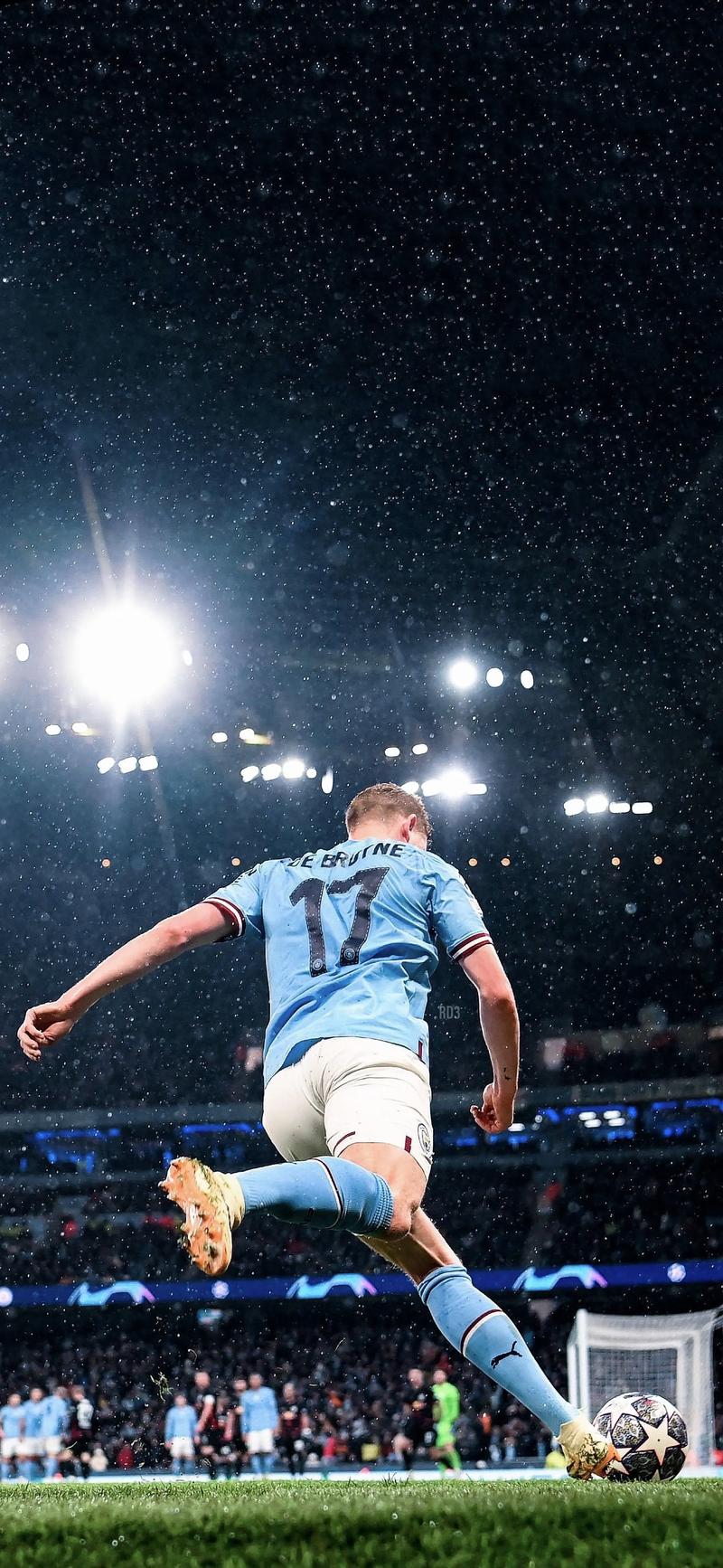 马卡：皇马将青训中卫巴尔德佩尼亚斯列入晋升一线队考察名单（马卡报：皇马已将青训中卫巴尔德佩尼亚斯纳入一线队晋升评估名单）