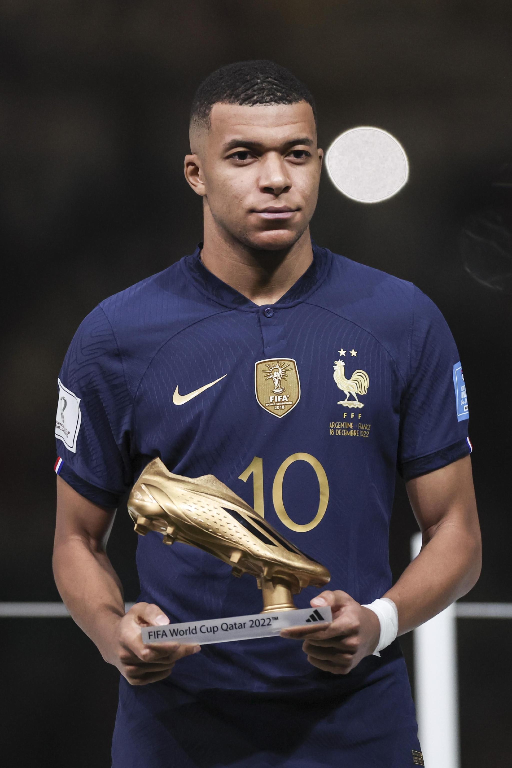 德甲联赛 - RB莱比锡对阵勒沃库森（德甲对决：RB莱比锡迎战勒沃库森）