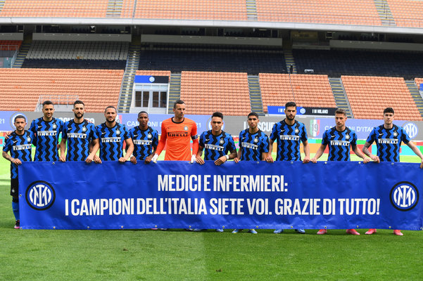 王世龙顶替贝帅成同曦主帅冲季后赛！但就这配置耐心培养新人吧！（王世龙接任同曦主帅冲击季后赛，但以现有阵容更该耐心培养新人）