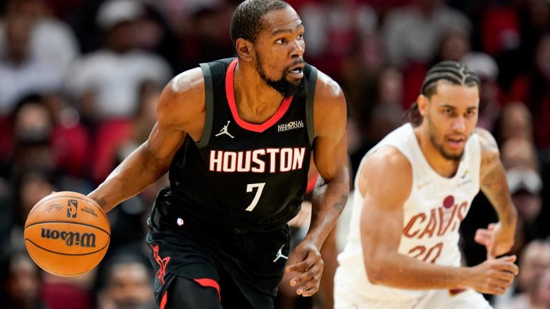 梅西：斯卡洛尼总是充满激情；阿根廷拥有很多非凡的球员（梅西盛赞斯卡洛尼激情四射：阿根廷坐拥众多杰出球员）